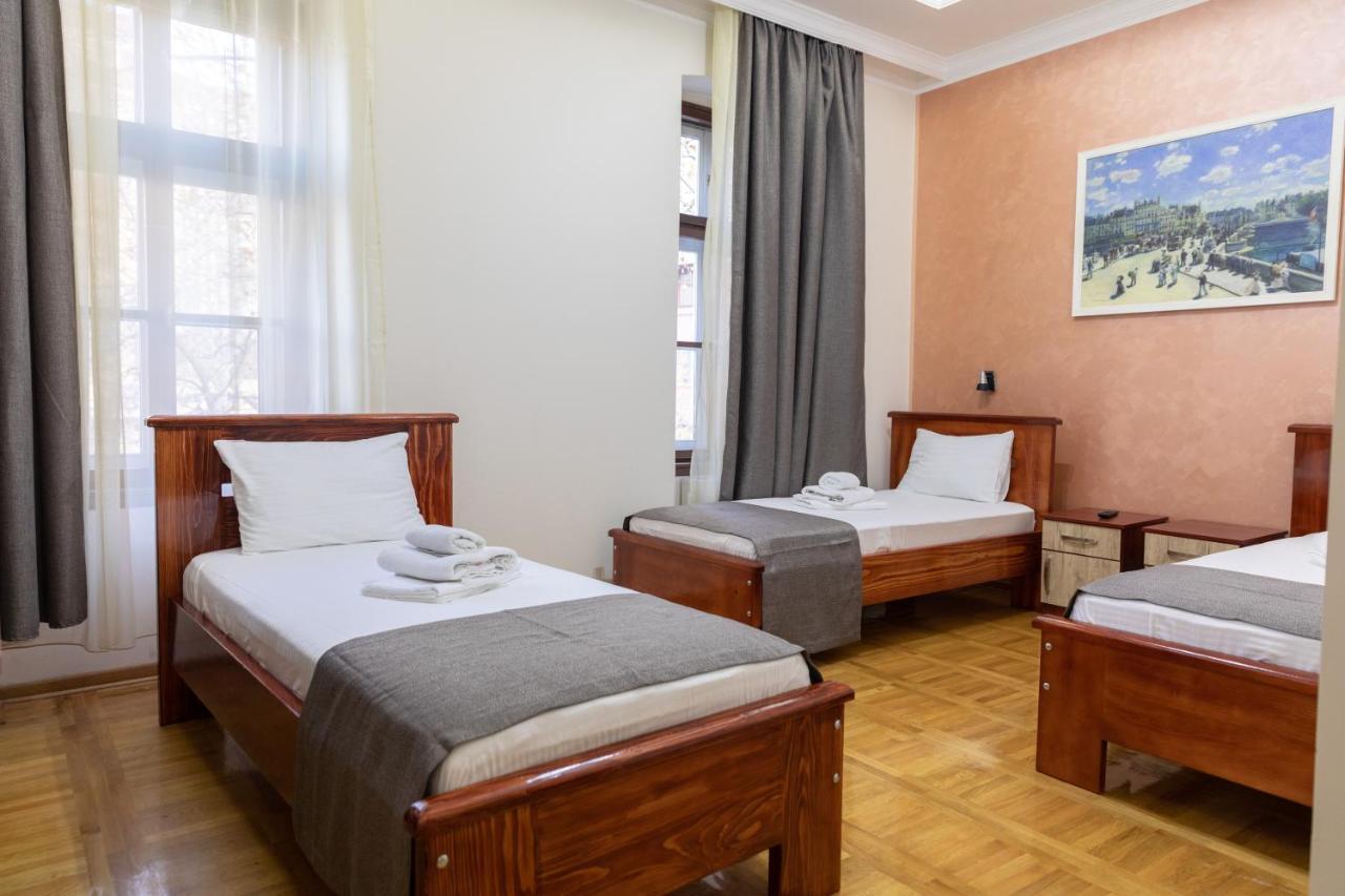 Hotel Kutko Pančevo Extérieur photo