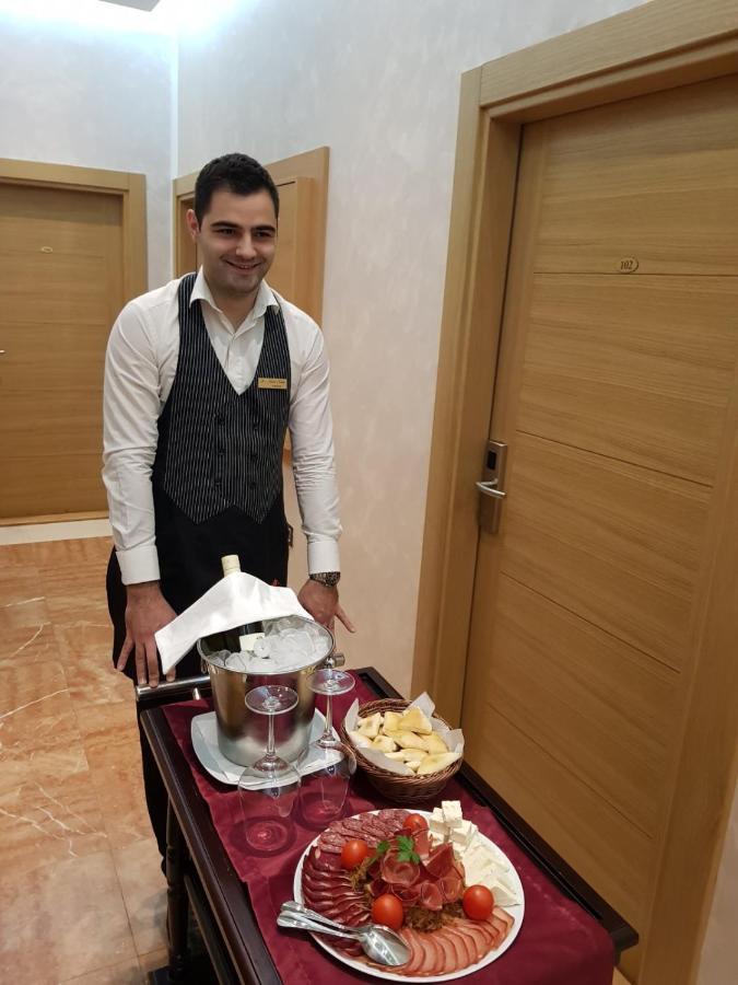 Hotel Kutko Pančevo Extérieur photo