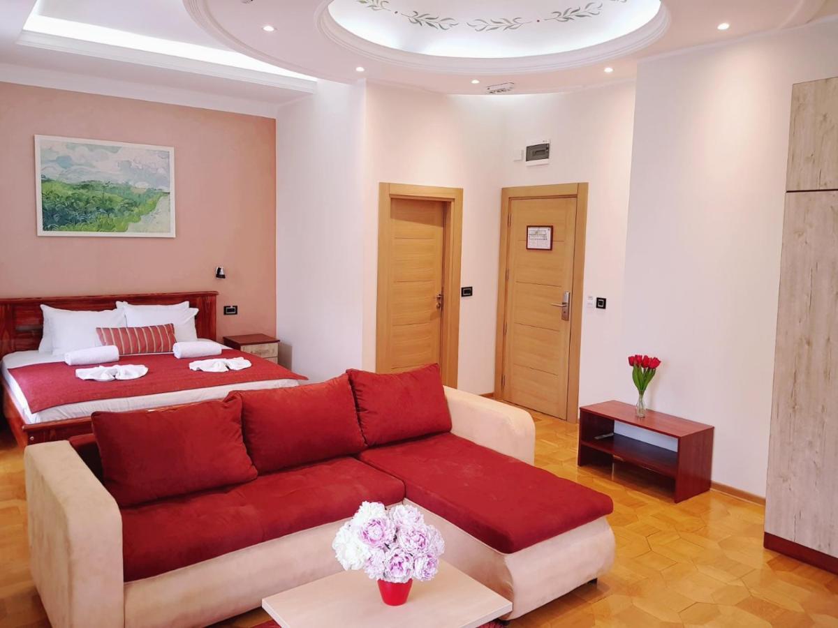 Hotel Kutko Pančevo Extérieur photo